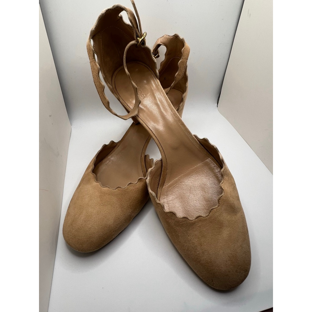 Women's Chloe Tan Suede Scalloped Ankle Strap Heels Size 39.5 - Picture 5 of 6